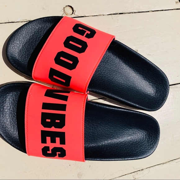 PINK Victoria's Secret Shoes - Pink Victoria Secret slip on sandals size large